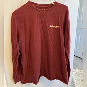 Columbia men’s maroon long sleeve t-shirt whitetail deer hunting design large
